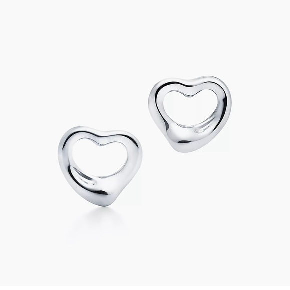 Tiffany & Co. Elsa Peretti Open Heart Stud earring! Brand new, never worn! - Picture 7 of 11